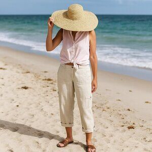 Banana Republic “Martin Fit” cargo capri pants 0 Off White Linen Blend.